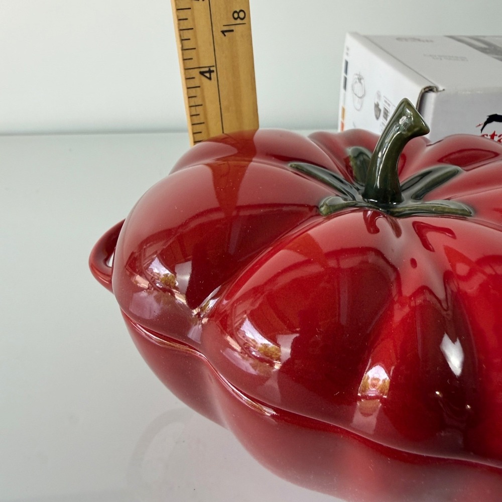 Staub Tomato Cocotte Ceramic 0.5 Qt Cherry Red Stoneware Dish 185335 - Picture 5 of 13